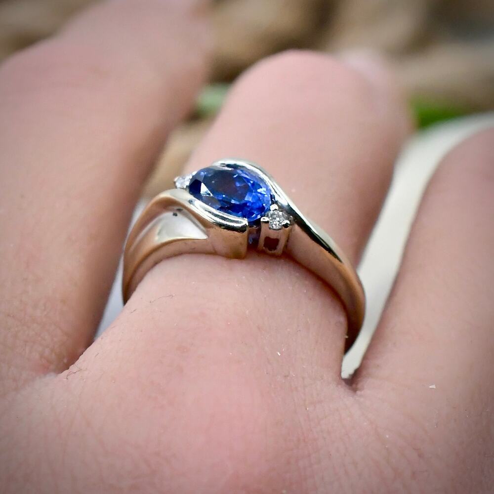 10k White Gold Sapphire Diamond Ring Vintage Bypass Minimalist Band LGL Size 6.5